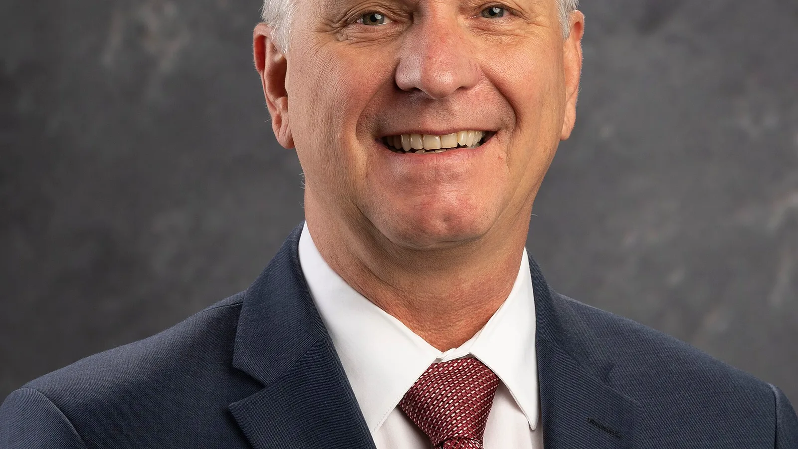 Christopher J. Waller Christopher J. Waller took office as a member of the Board of Governors of the Federal Reserve System on December 18, 2020, to fill an unexpired term ending January 31, 2030. Rea